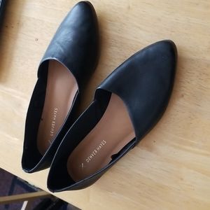 Ladies slip on shoes